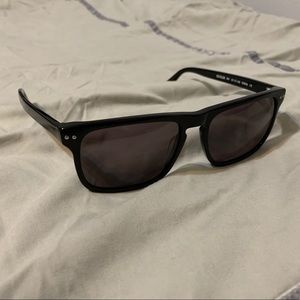 MVMT Reveler Sunglasses - Black